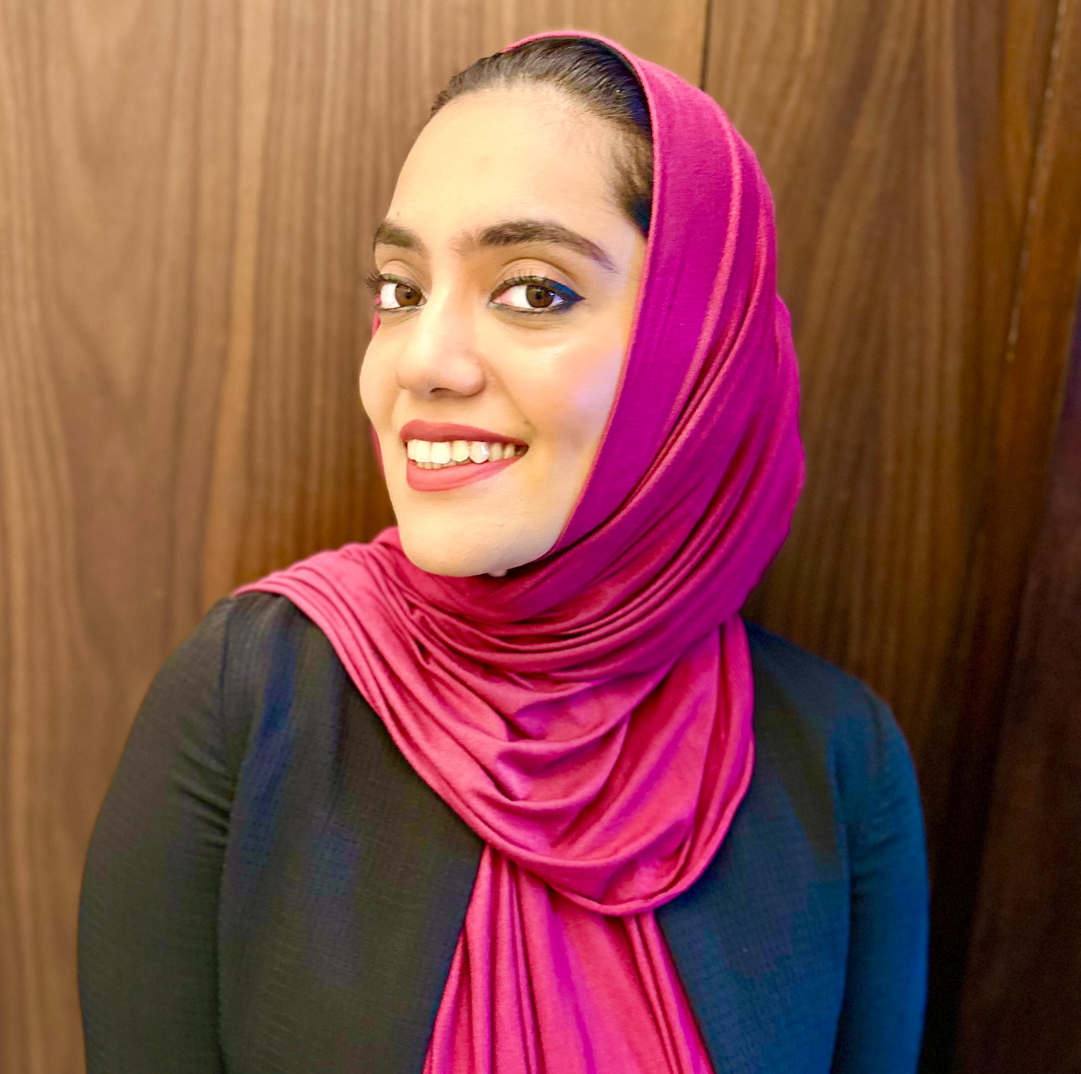 Meet your Instructor, Humaira Kapadia, Specialist in the Arabic language, Student Psychology &amp; Linguistics.